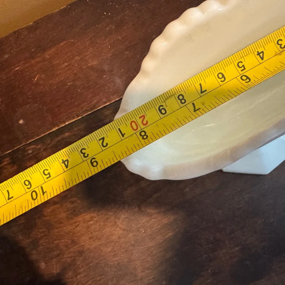 Westmoreland Vintage‎ Milk Glass Flat Fan-Shaped Pedestal Vase